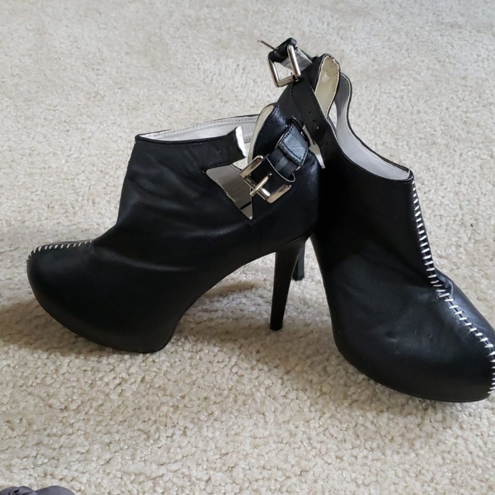 Heel Booties